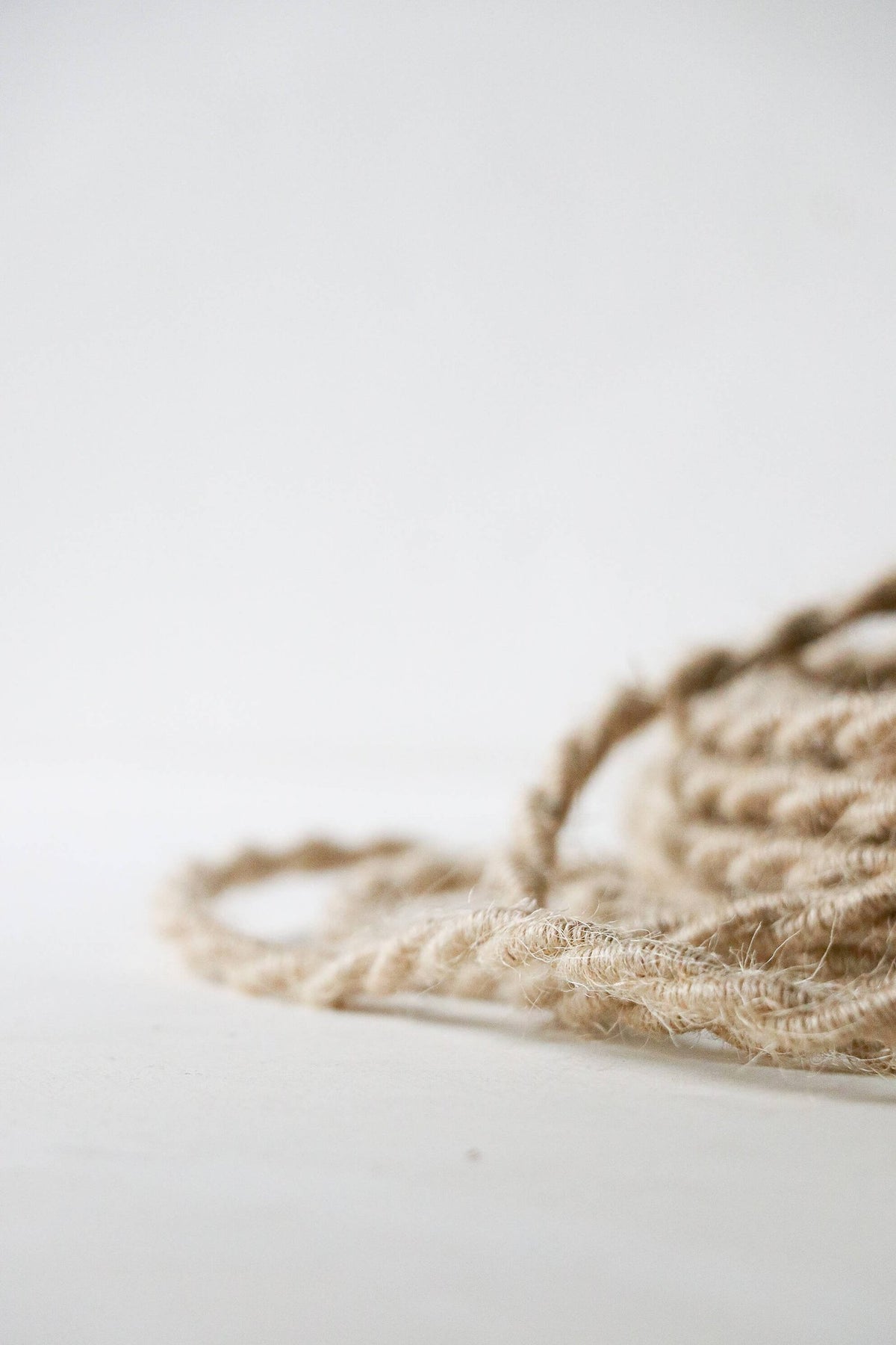 Câble électrique fil jute tressé