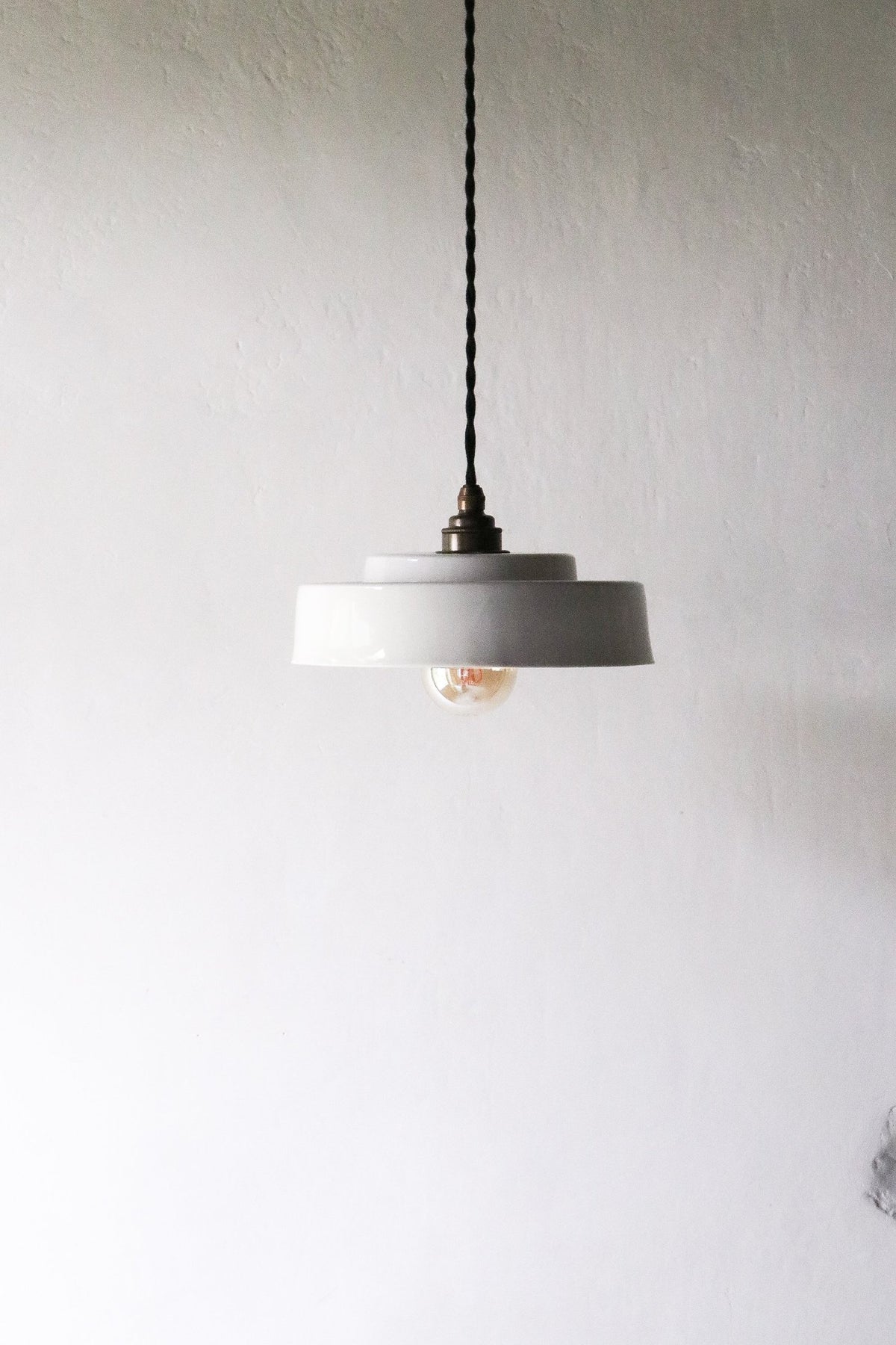 Suspension en porcelaine Kano