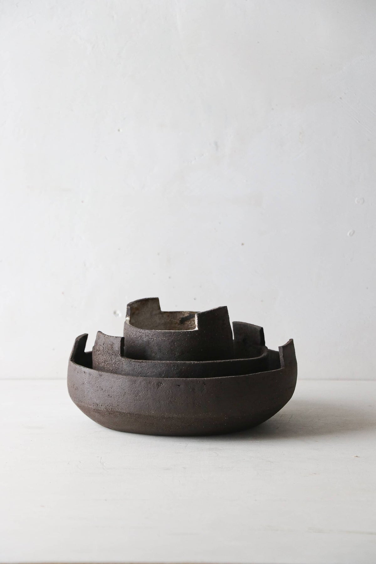 Coupe en grès noir C013