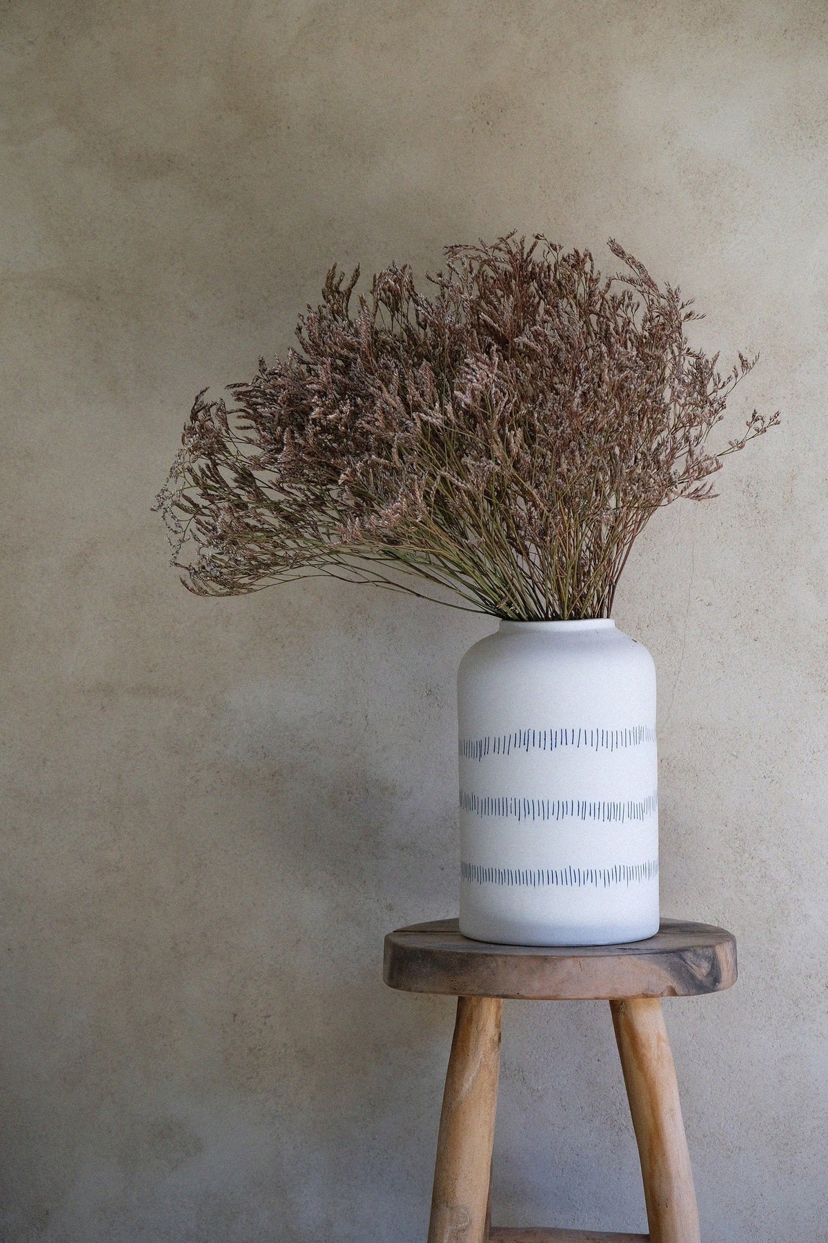 Grand vase en porcelaine Simple Mishima bleu